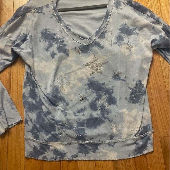 Sunny Studio White and Blue Tie Diy Long Sleeve - Picture 2 of 6